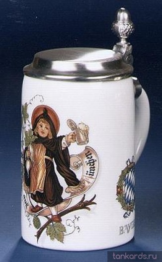 Керамическая пивная кружка коллекционная. На кружке изображена девочка из Мюнхена