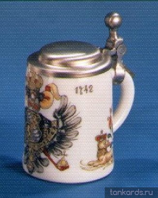 Сувенирная кружечка из керамики с изображением герба