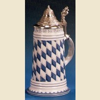 Немецкая керамическая пивная кружка с крышкой и утолщенным дном с символикой флага Баварии
